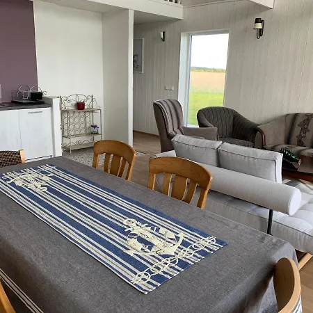 Vakantiehuis Merekalda Puhkemaja Orjaku