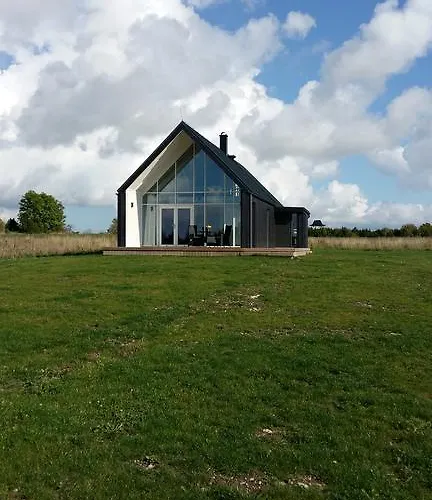 بيت للعطل Merekalda Puhkemaja *